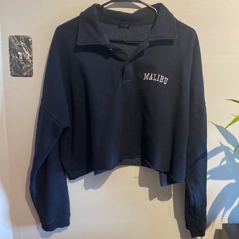 Brandy Melville sweater